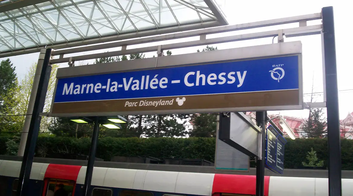 Platform sign for Disneyland Paris