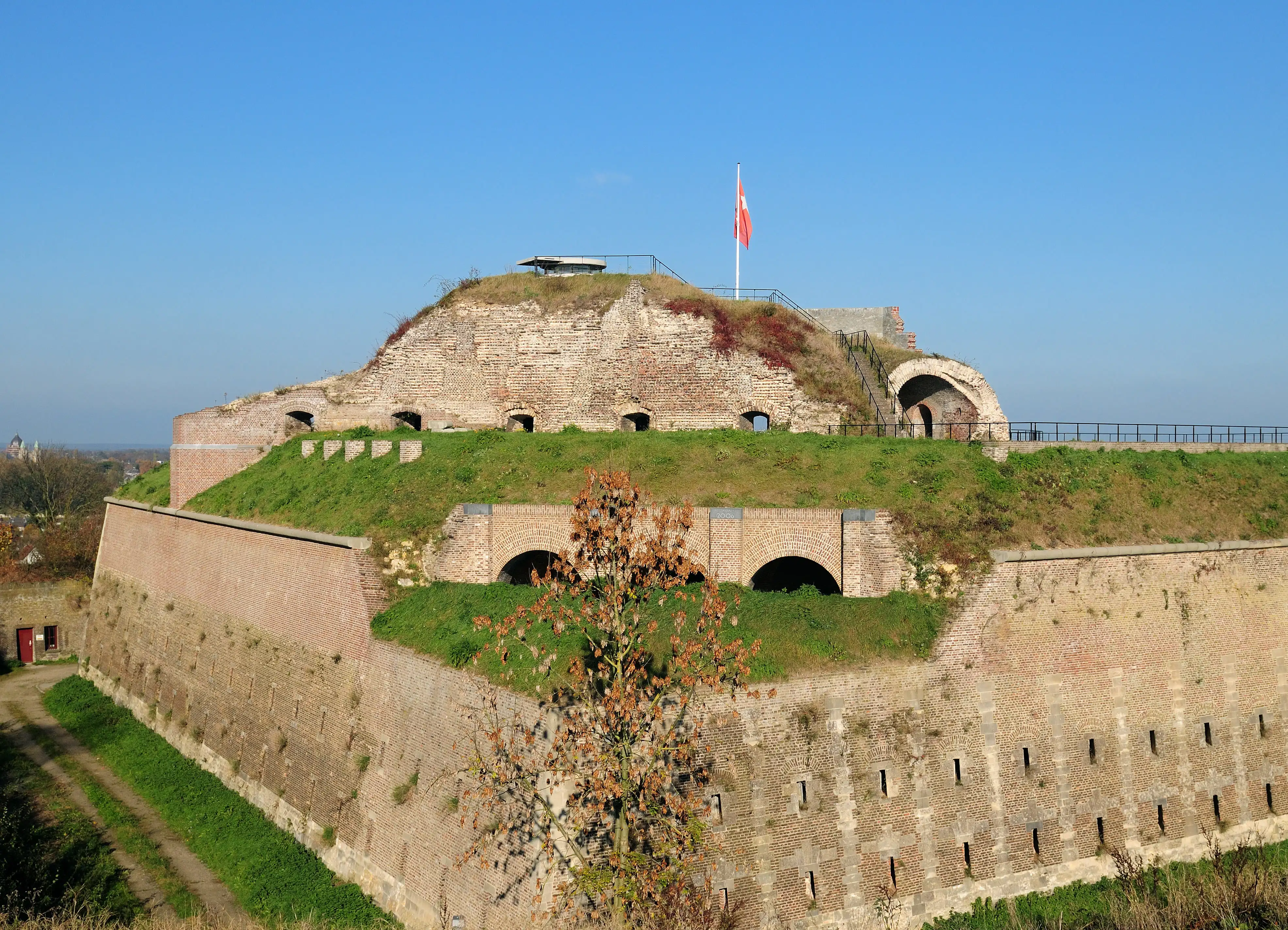 A hill fort, Maastricht