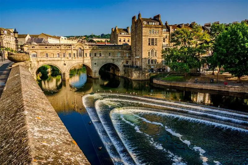 Le pont Pulteney sur la rivière Avon à Bath, en Angleterre.