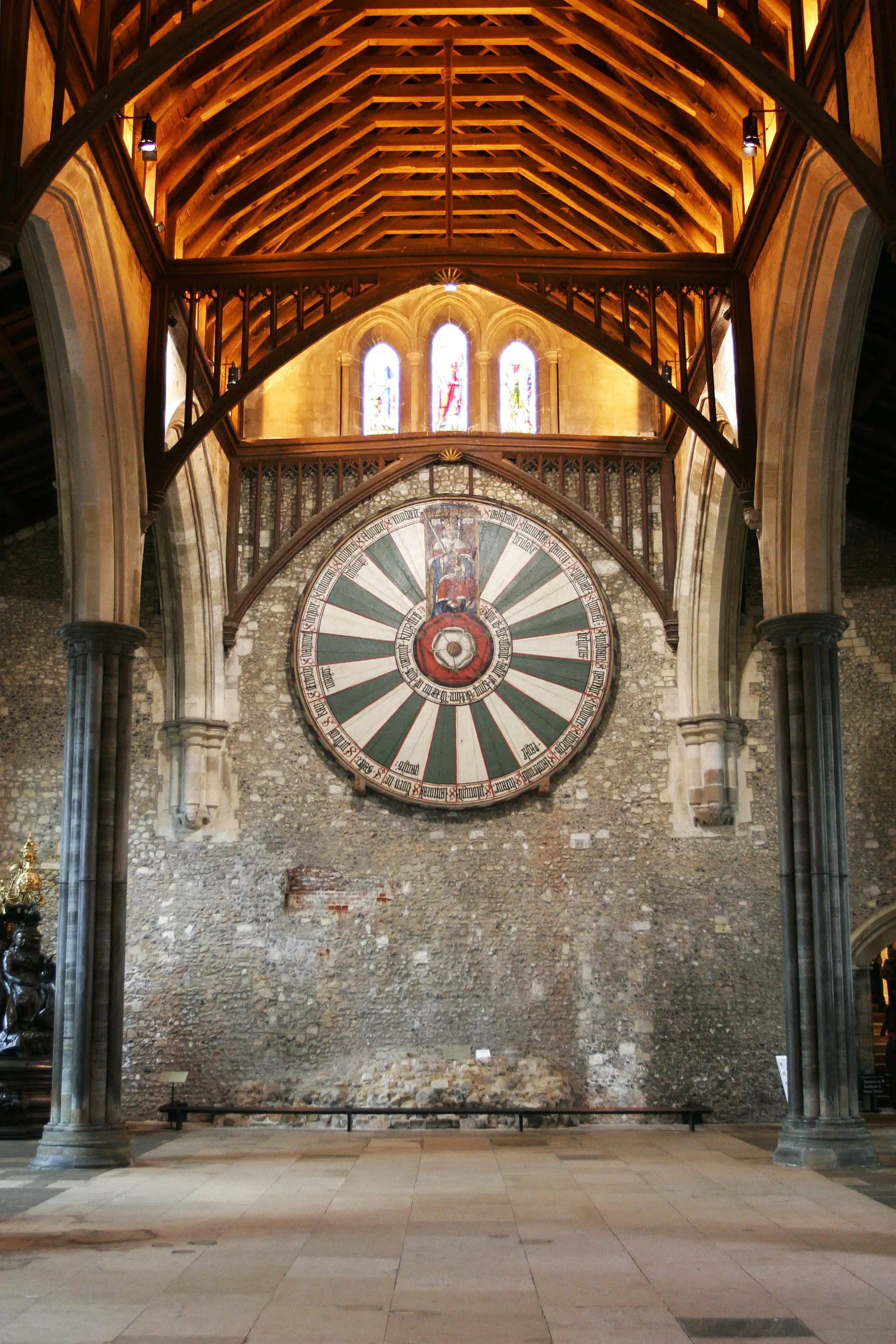La Table ronde du Roi Arthur dans la Grande Salle à Winchester.