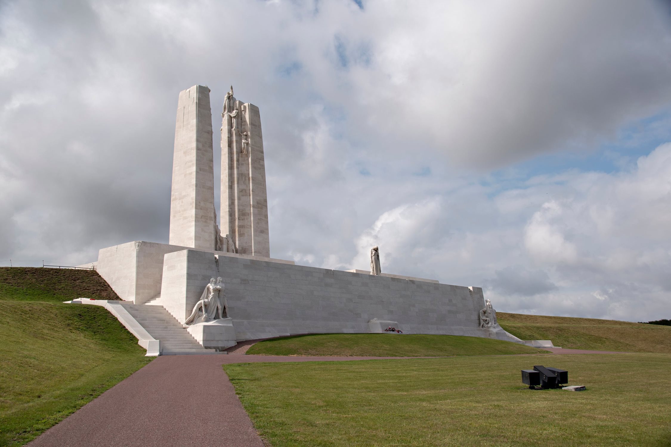 Visiting Vimy Ridge Memorial in Northern France