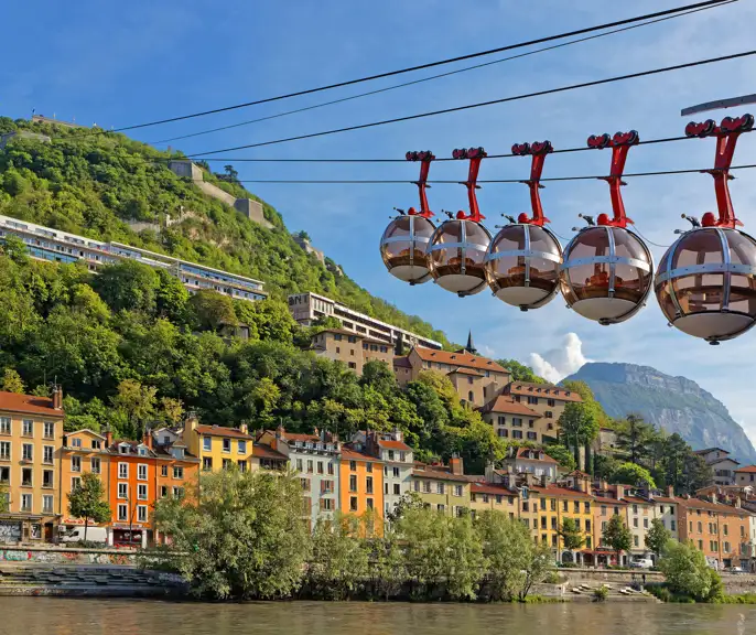 Driving the Route Napoléon - LeShuttle™