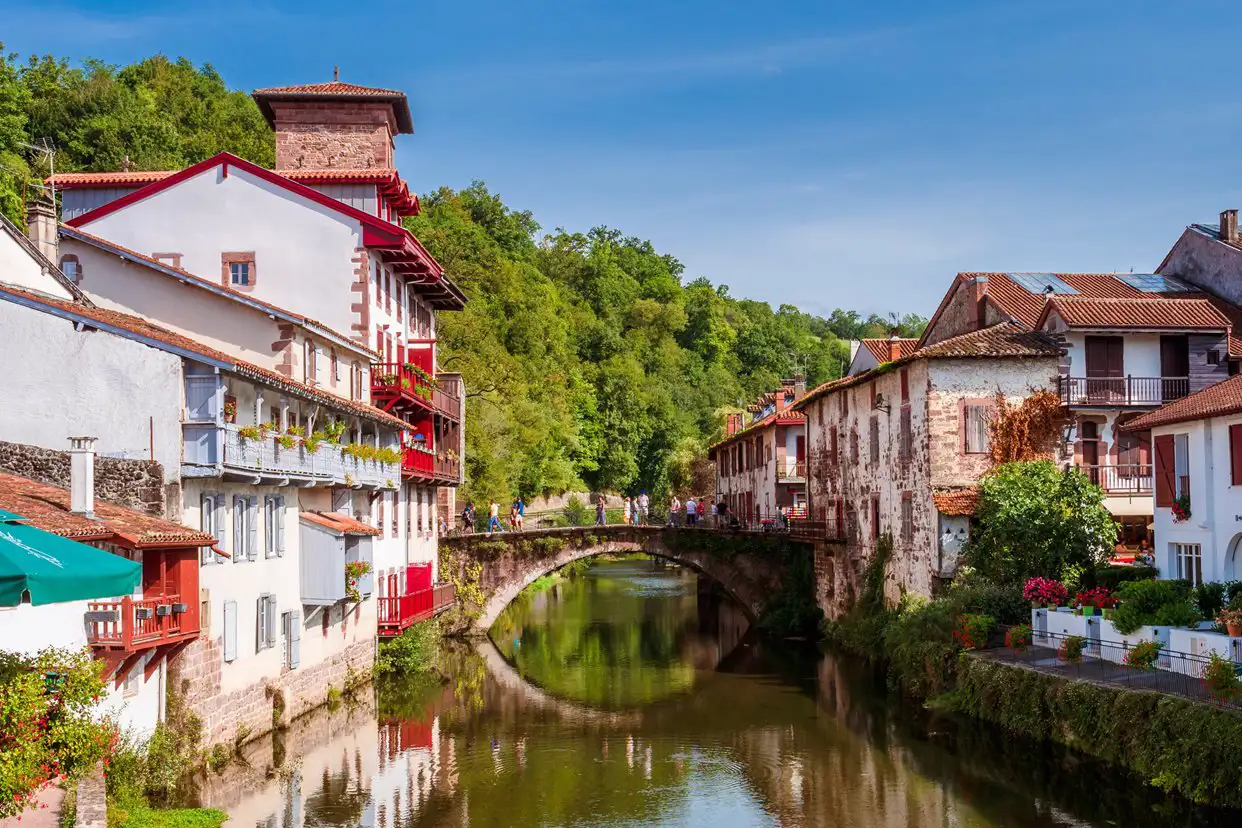 Nive Bridge, Saint-Jean-Pied-de-Port, Pays Basque, France