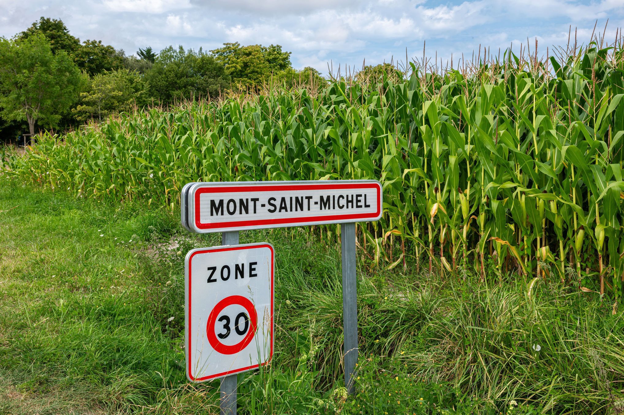 30 speed limit sign in a rural area of France