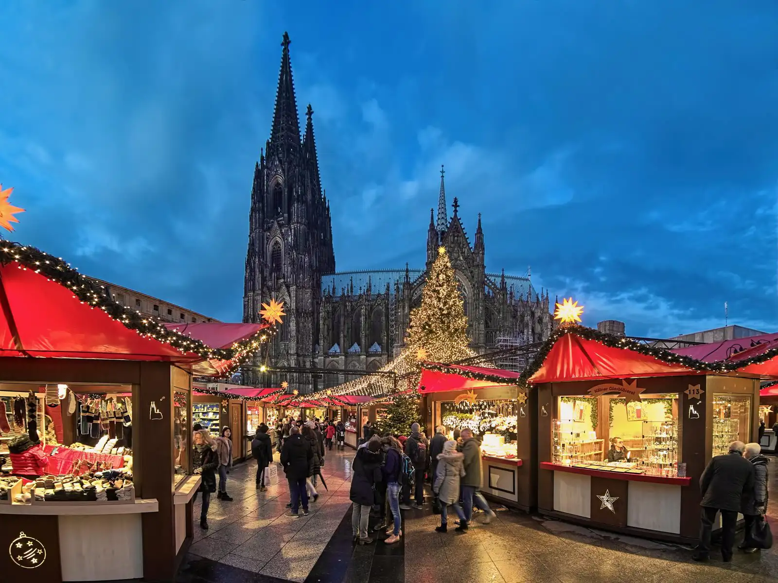 Christmas market stalls in Cologne