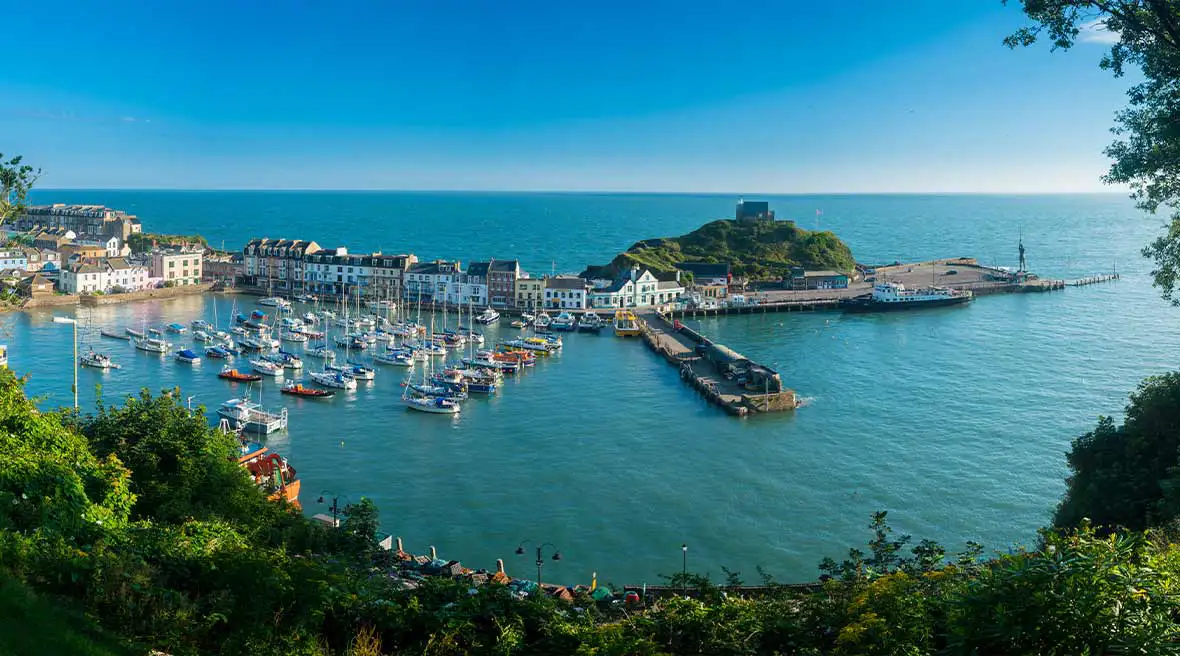Vue sur le port d’Ilfracombe dans le Devon