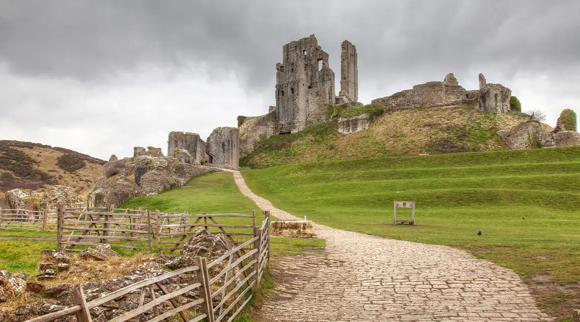 Travaux de conservation au château de Corfe dans le comté du Dorset.