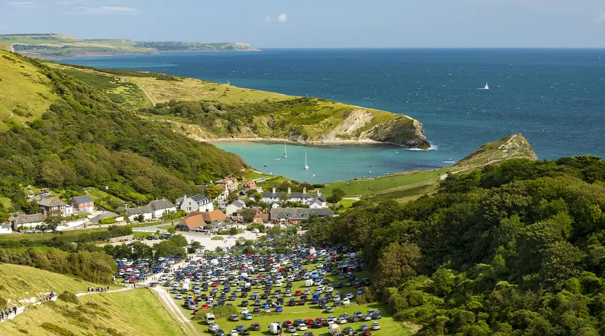 Vue panoramique sur la crique de Lulworth, Lulworth Cove