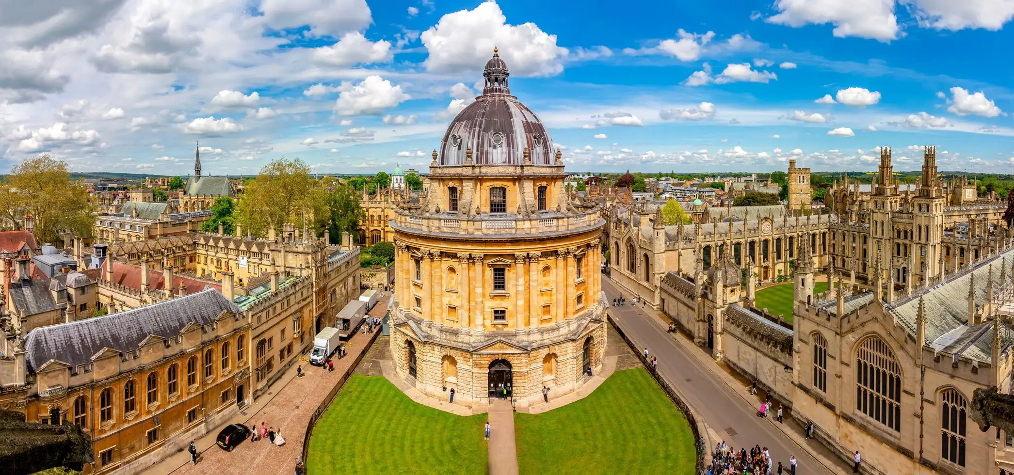 Koepelvormig historisch gebouw in Oxford.
