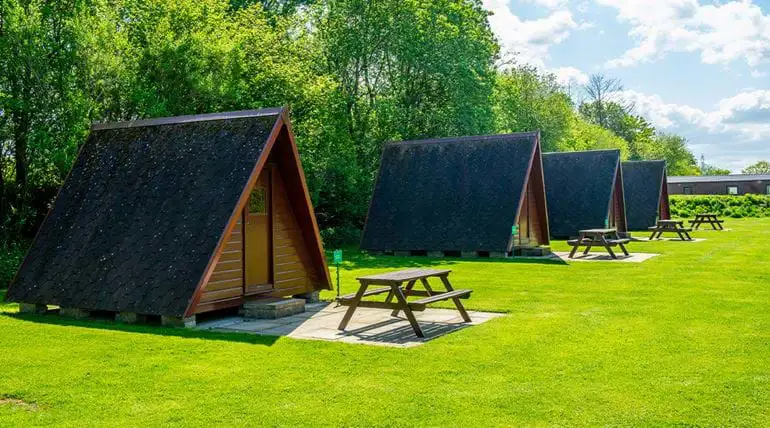 Initiez-vous au « glamping » au camping de Linwater